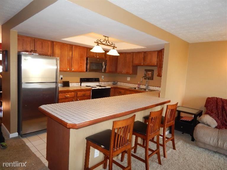 Fox Run II Condominiums - Photo 2 of 15