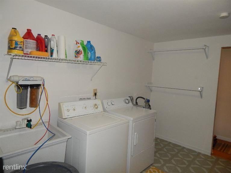 Fox Run II Condominiums - Photo 3 of 15