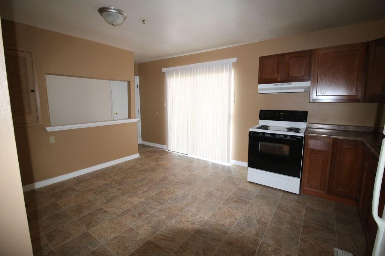 401 Forest Run Dr - Photo 3 of 11