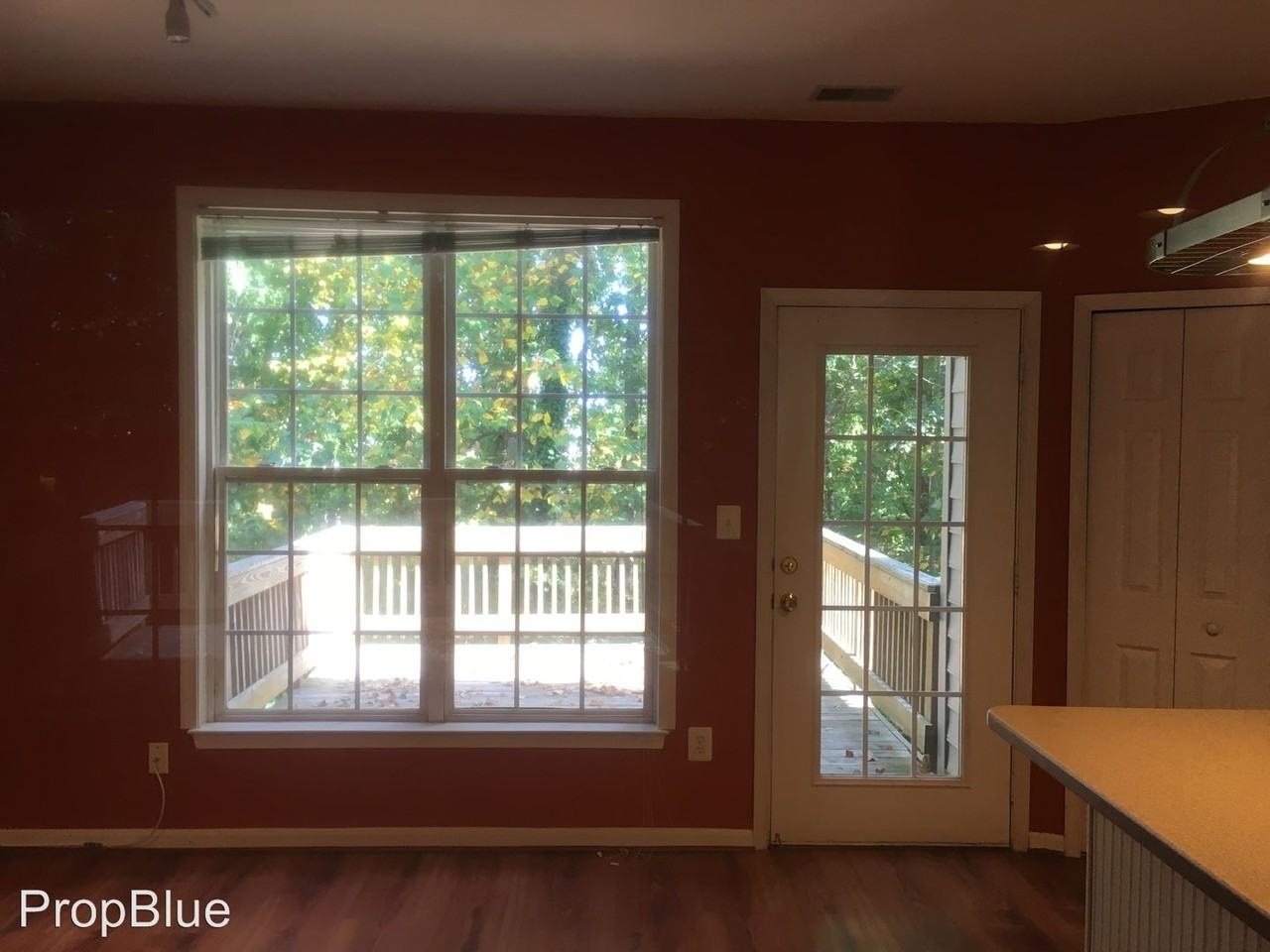 86 Harbour Heights Dr - Photo 3 of 16