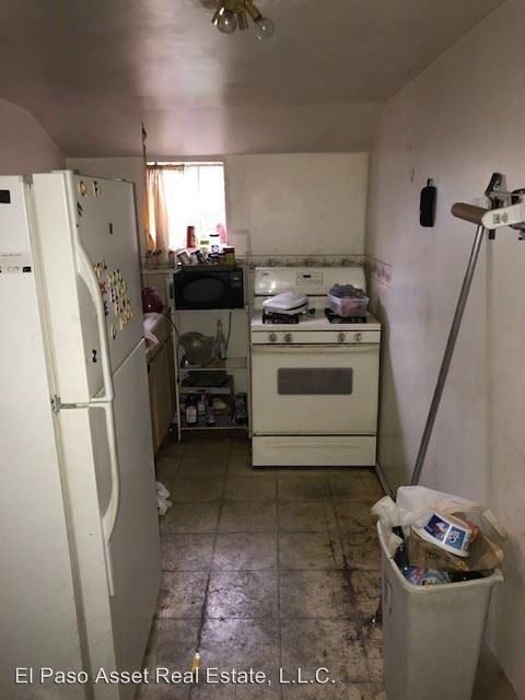 9170 Maria Ct - Photo 3 of 4