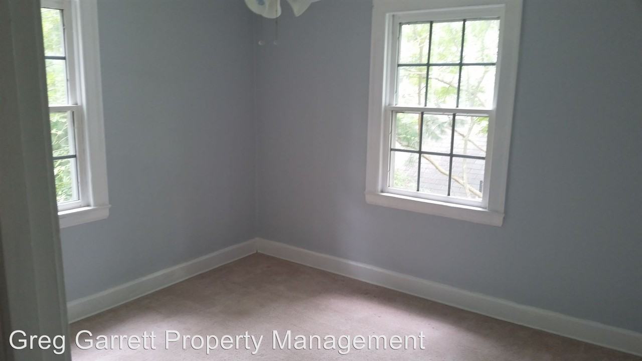 81 Hopkins St - Photo 3 of 17