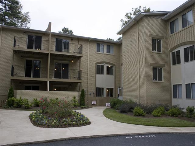 Rosedale Condominiums - Photo 3 of 5