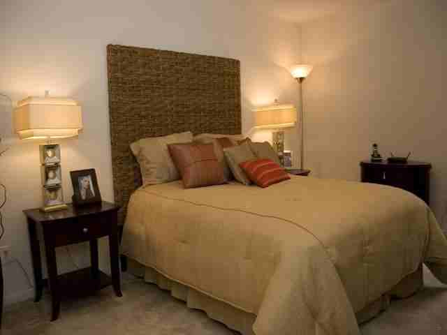 Rosedale Condominiums - Photo 2 of 5