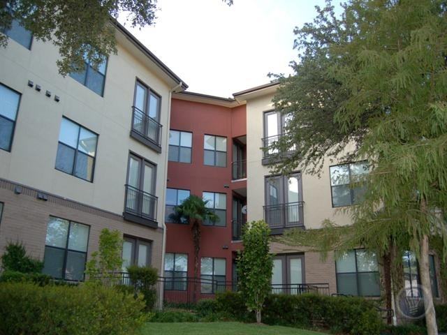 Vue Fitzhugh - Photo 2 of 6