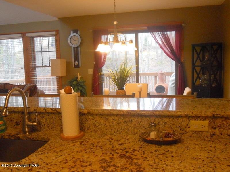 161 Pine Ct - Photo 3 of 29