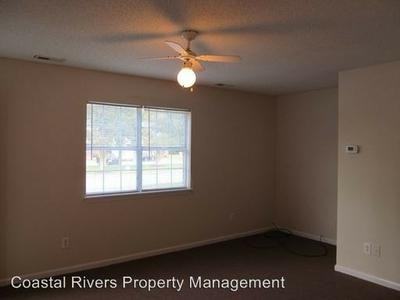 401 Taylor Rd - Photo 2 of 4