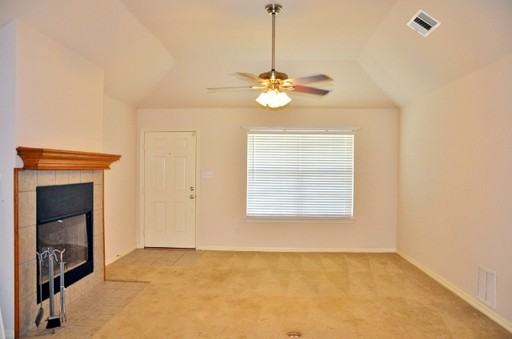 105 Pioneer Ct - Photo 2 of 10