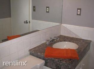 4545 Wornall Rd - Photo 3 of 10