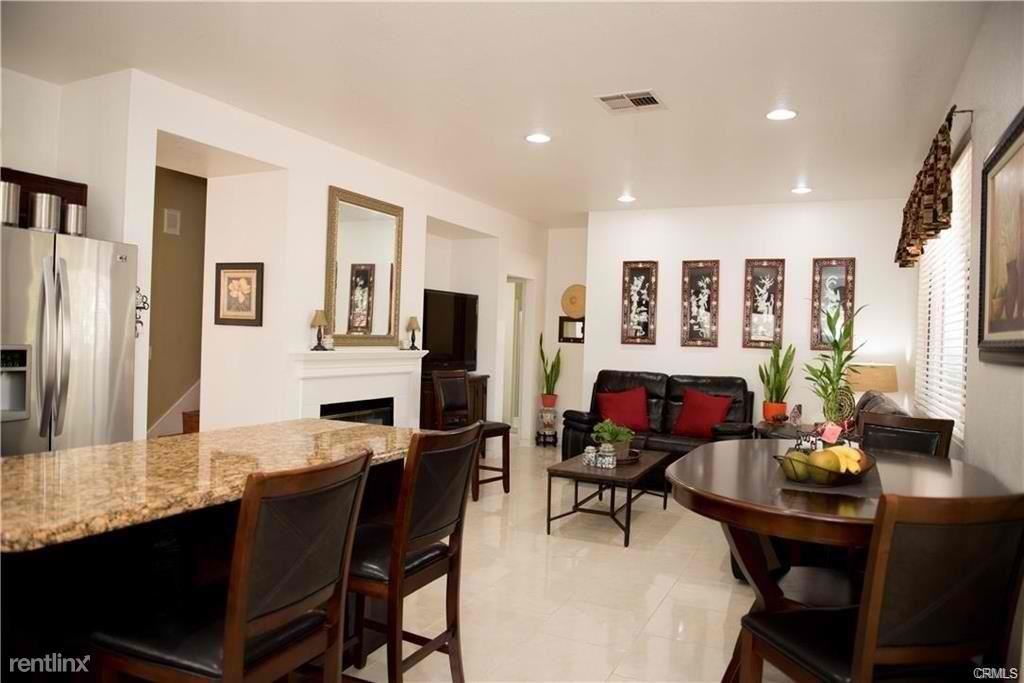 16719 Swift Fox Ave - Photo 3 of 15