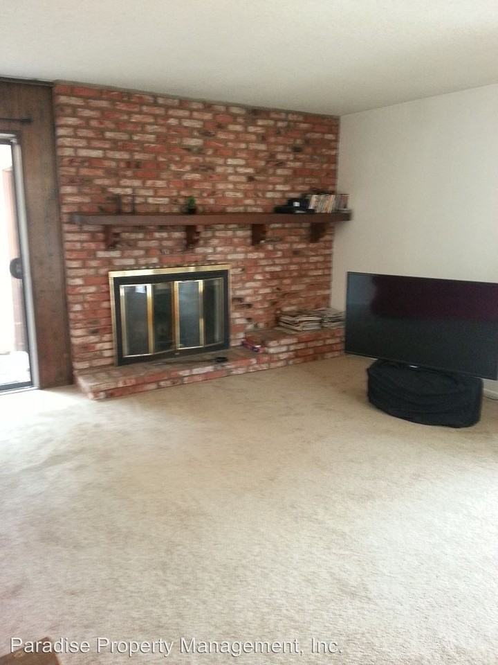 2165 Curran St - Photo 2 of 15