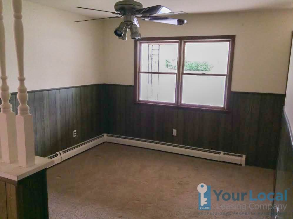 1778 Rockwell Rd - Photo 3 of 12