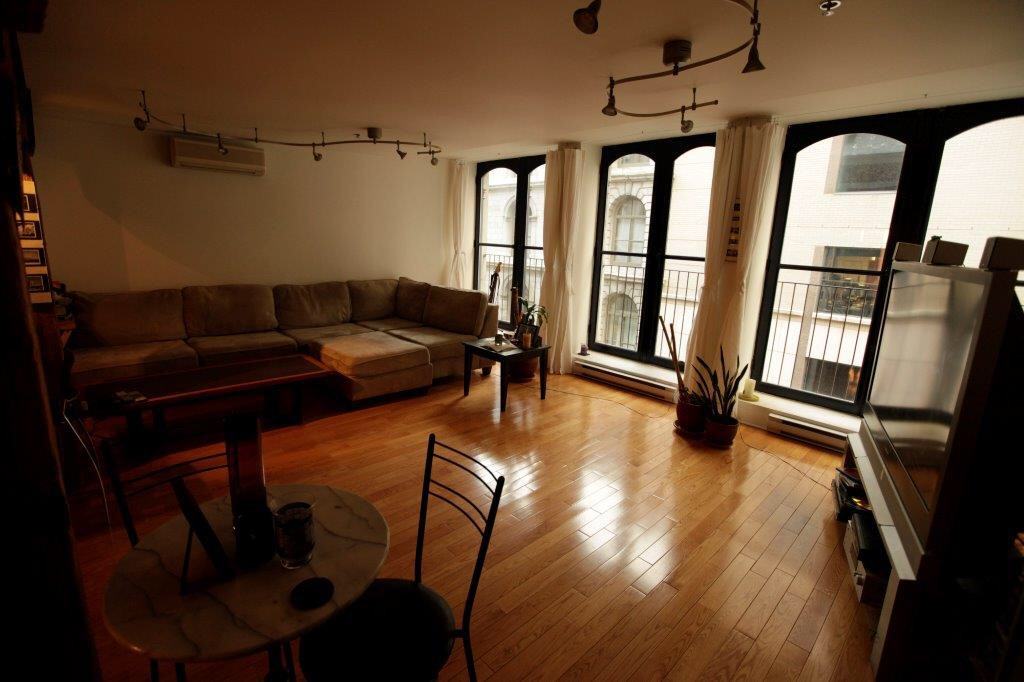 415 Rue des Récollets - Photo 2 of 20