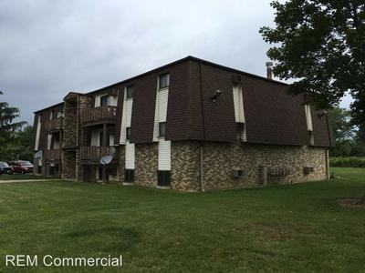 2613 Foxborough - Photo 2 of 18