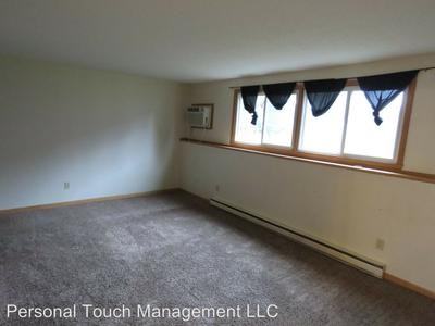 525 5th St Ct - Photo 3 of 8