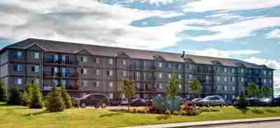 182 Keystone Crescent - Photo 2 of 9