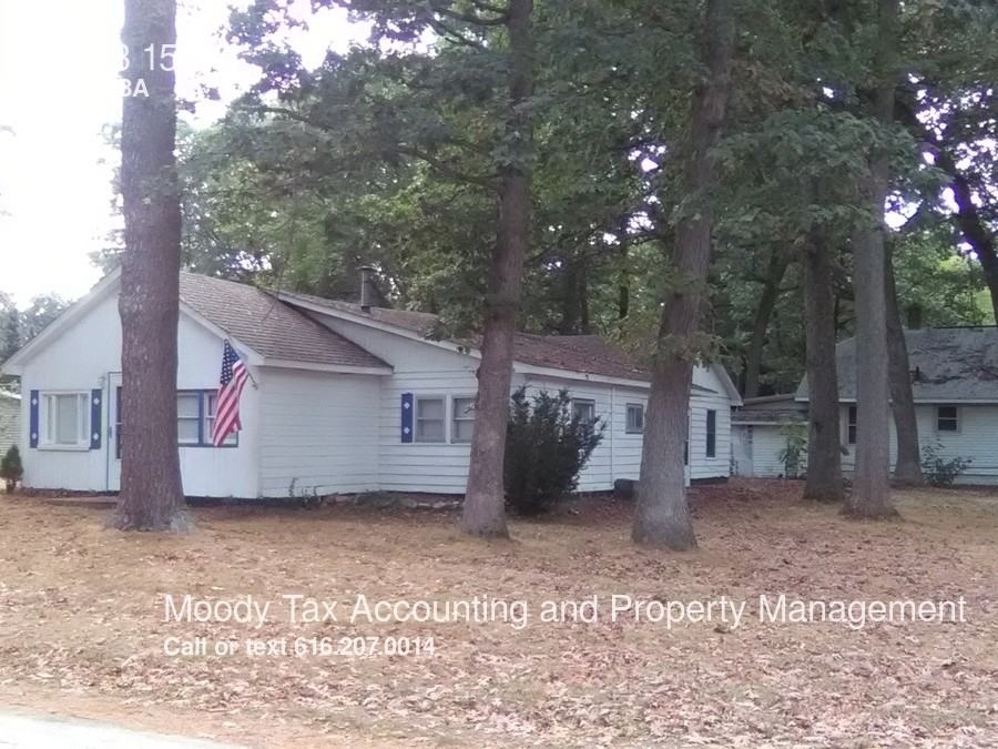 15983 152nd Ave - Photo 2 of 26