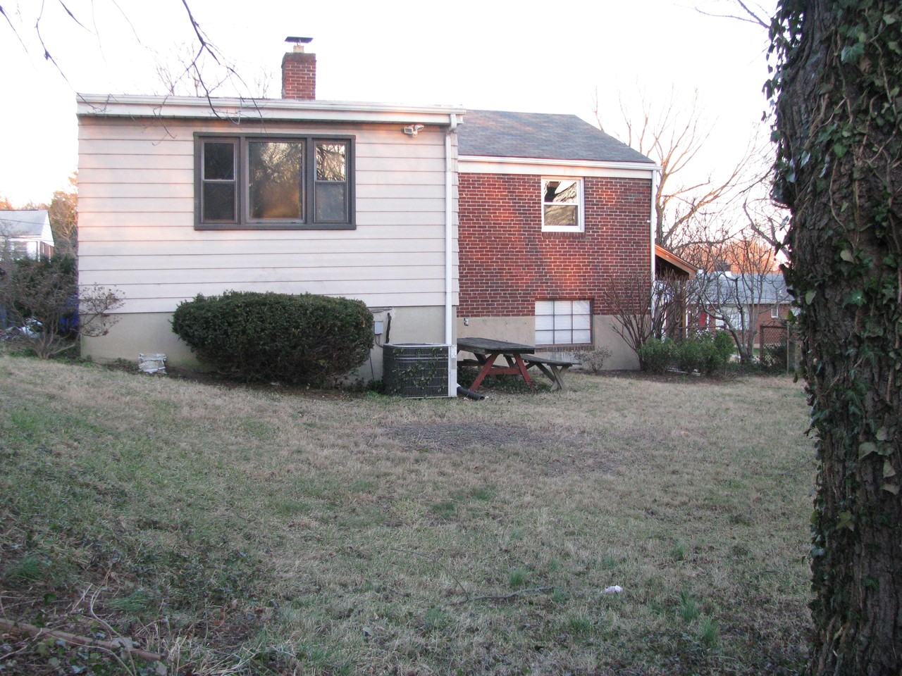 10302 Duvawn Place - Photo 2 of 13