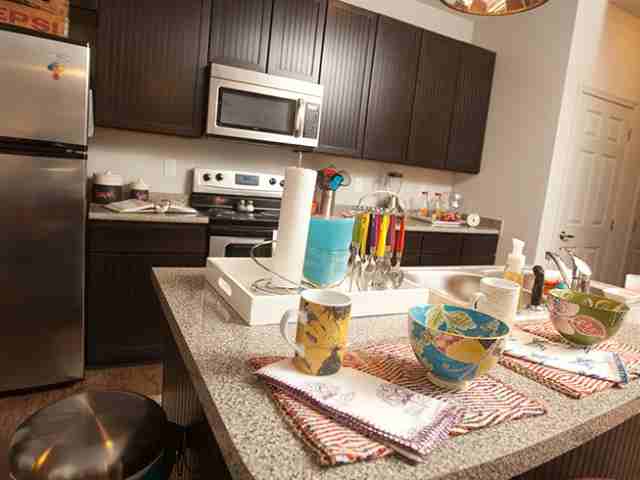 Monarch 815 - Photo 2 of 6