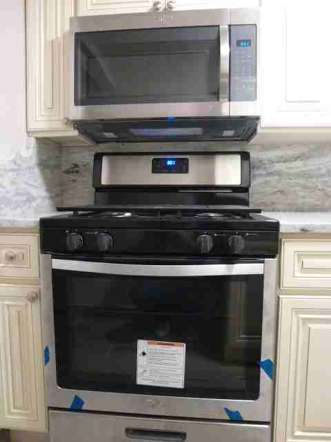 267 Colony Avenue - Photo 3 of 8