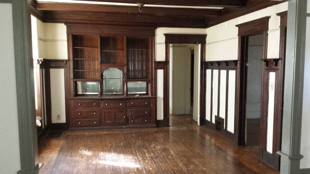 1941 N 36th St - Photo 3 of 10