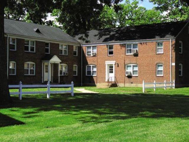 Glen Manor Apartments 1031 Old Eastern Ave, Essex, MD 21221 Zumper