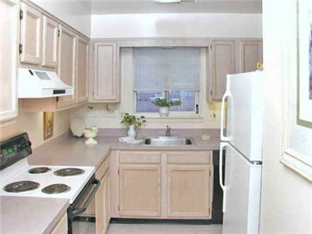 Parkview Commons Apartments, LLC - Photo 3 of 8