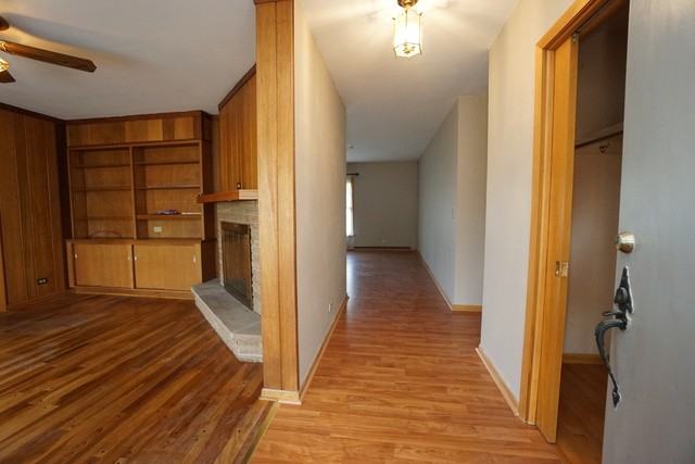 485 N Commonwealth Ave - Photo 3 of 30