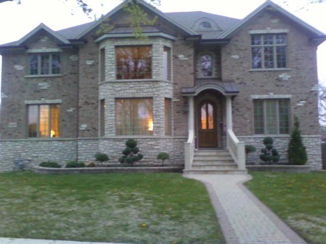 568 S Stewart Ave - Photo 2 of 13