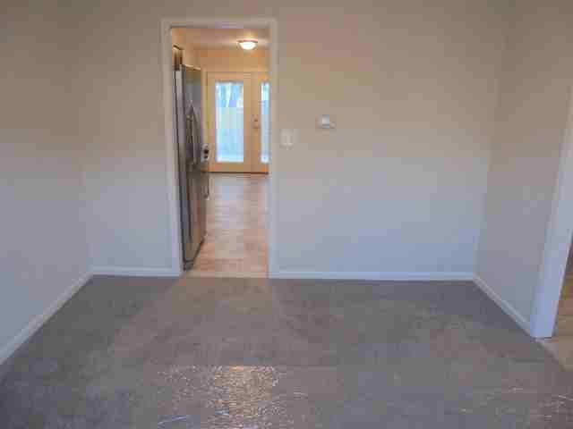 581 Nantucket Way - Photo 3 of 34