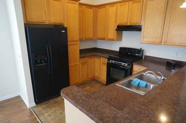 25339 Bann St - Photo 3 of 13