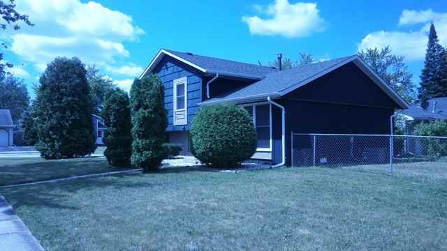 22200 Windsor Ct - Photo 2 of 20