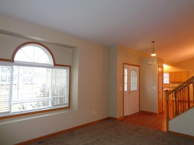 1309 Howland Dr - Photo 2 of 14