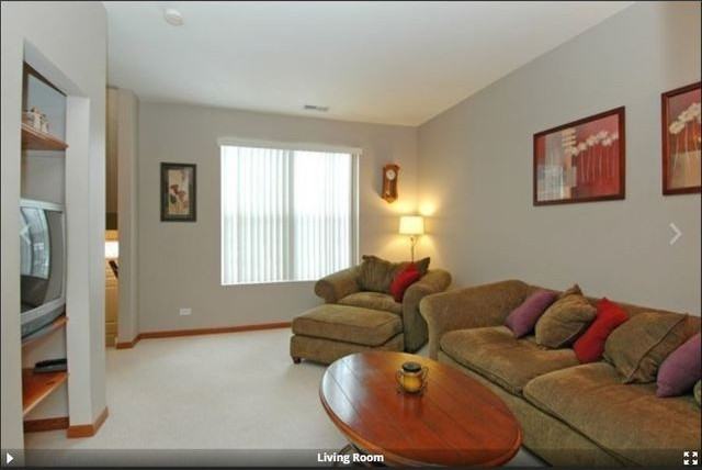 28808 Pondview Dr - Photo 2 of 10