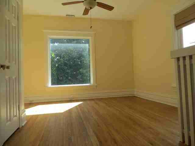 208 Wilder St - Photo 2 of 8