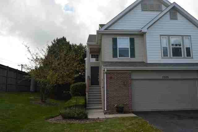 2909 Saganashkee Ln - Photo 2 of 24