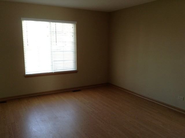 233 E Cobbler Ct - Photo 3 of 14