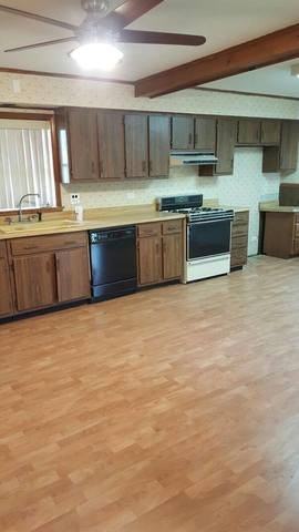 8001 Elmore St - Photo 3 of 8