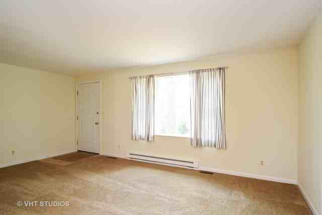 3204 W Meadow Ln - Photo 2 of 10