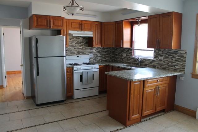 4700 W 87th St #2S - Photo 2 of 6