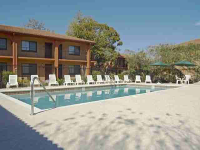 Sun Pointe Apartment Homes - Photo 2 of 6