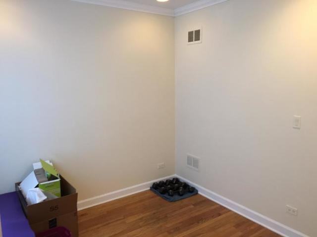 2854 W Rosemont Ave #3 - Photo 3 of 6