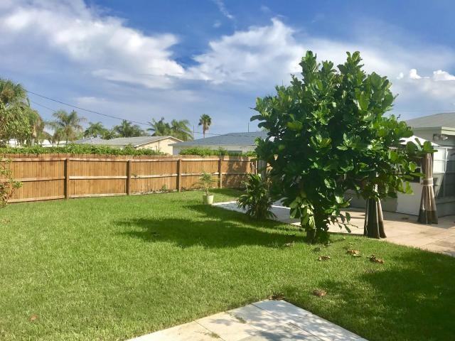 126 Wellesley Drive - Photo 2 of 14