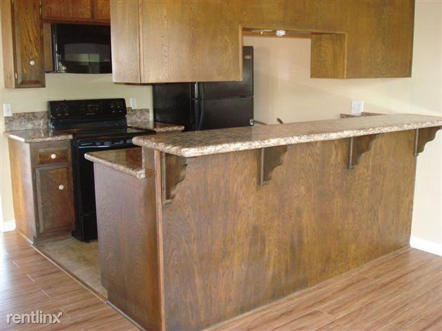 115 Redondo Ave - Photo 2 of 7