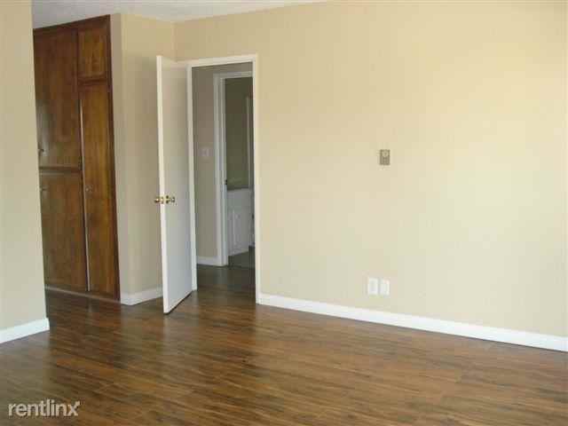 115 Redondo Ave - Photo 3 of 7