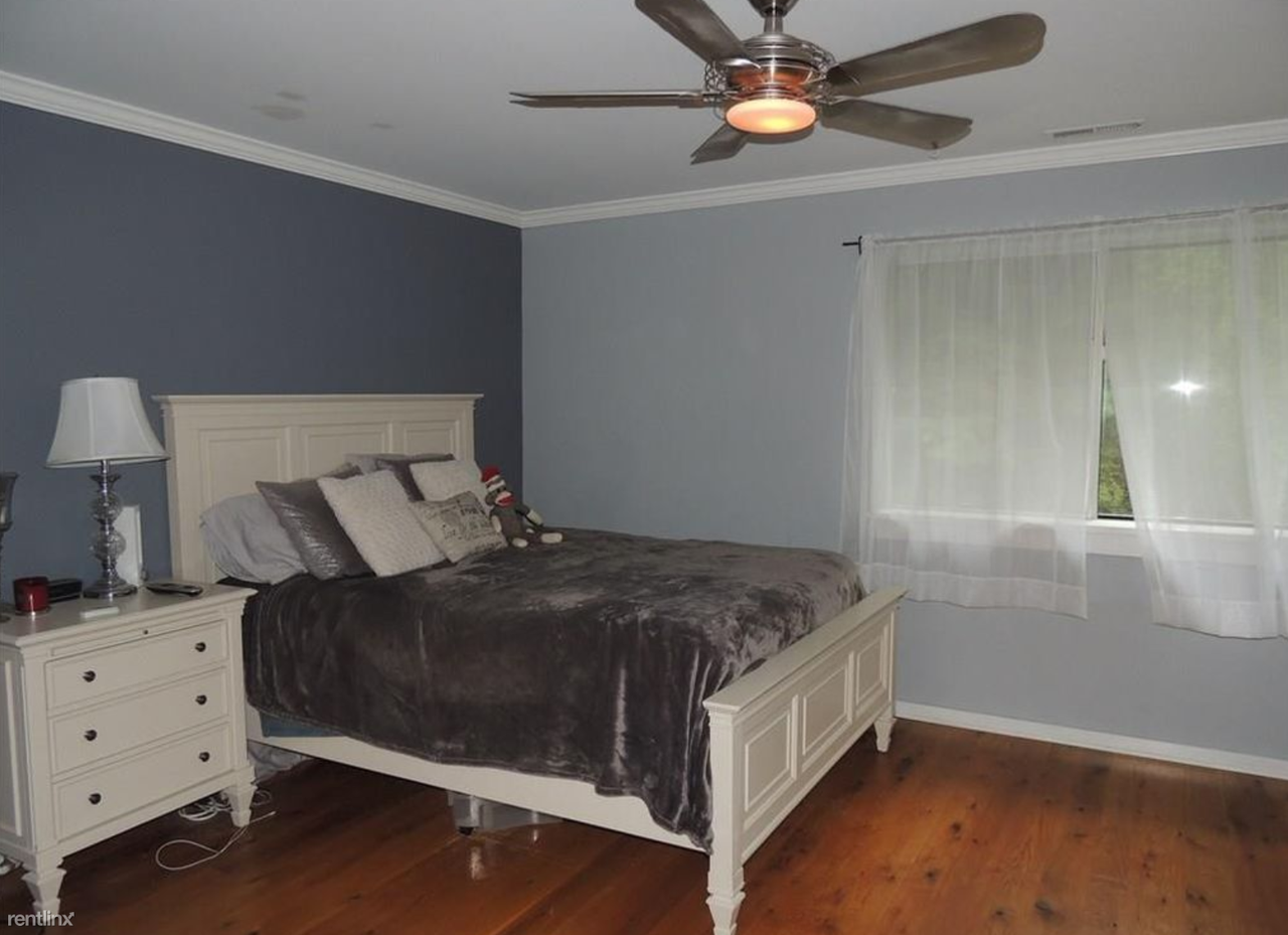 10 Glen Ridge - Photo 2 of 8