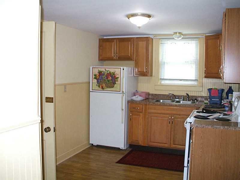 22 Chestnut Ave - Photo 3 of 6