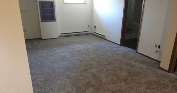 3327 Cedar Ave - Photo 3 of 6