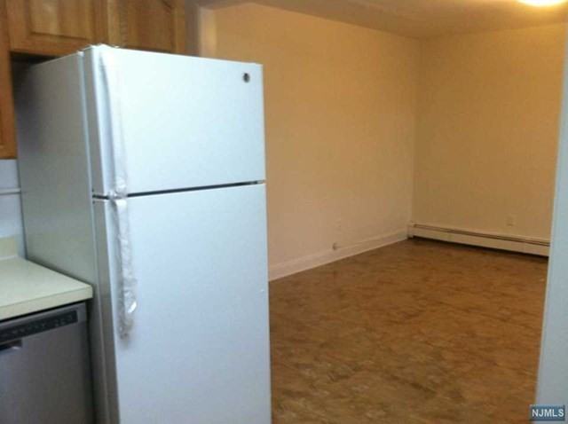 130 Hardenburgh Ave #3w - Photo 2 of 5