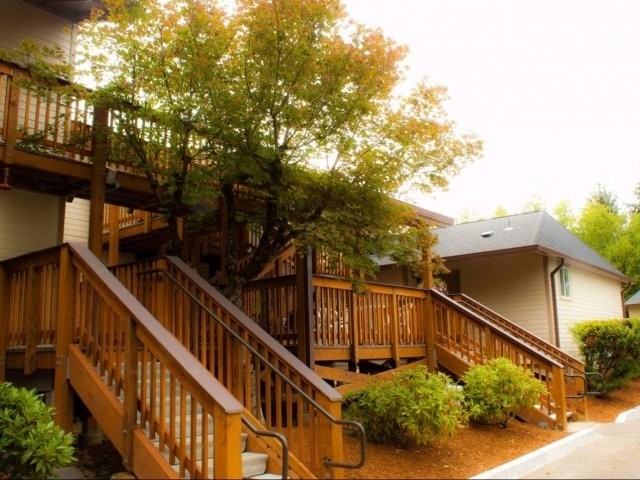 Sandhill Apartments - Photo 2 of 5